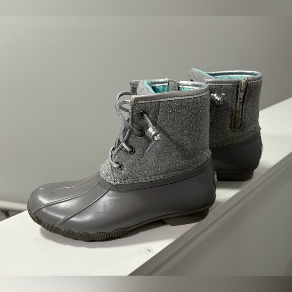 Sperry Kids Charcoal Gray Rain Boots - Picture 3 of 6